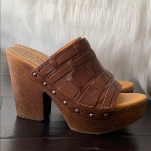 Kors-Ease Deanna studded leather mule